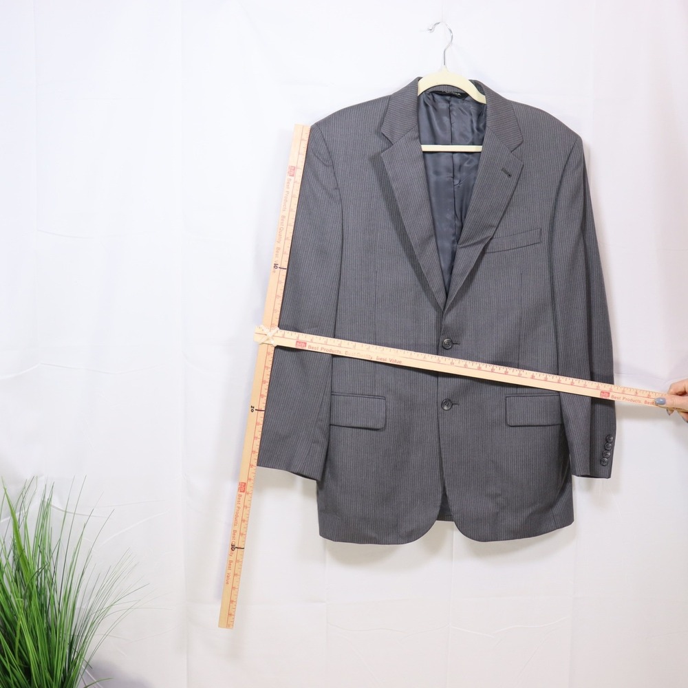 Jos A. Bank Pinstripe Suit Set 40R 36 Gray Mens - BLAZER ONLY PRICE - Picture 4 of 6